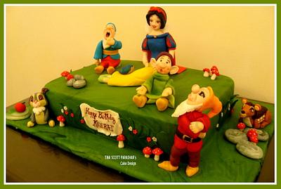 Snow White and the...3 dwarfs! - Cake by Tina Scott Parashar's Cake Design