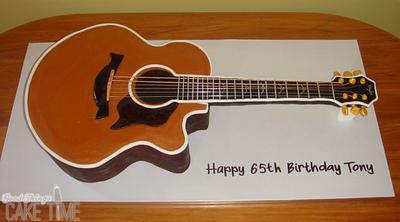 Acoustic Guitar - Cake by Good Things Cake Time