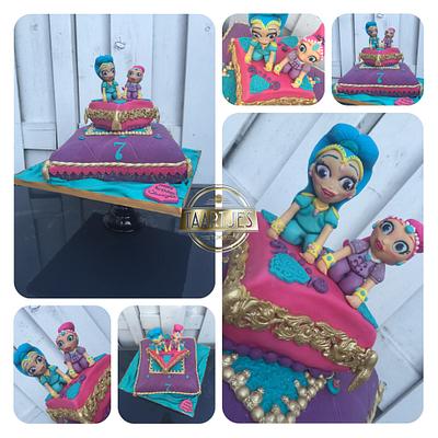 Shimmer and shine pillow cake  - Cake by Taartjes Toko 