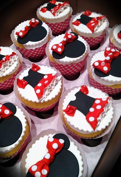 Minnie Mouse cupcakes - Cake by Skmaestas
