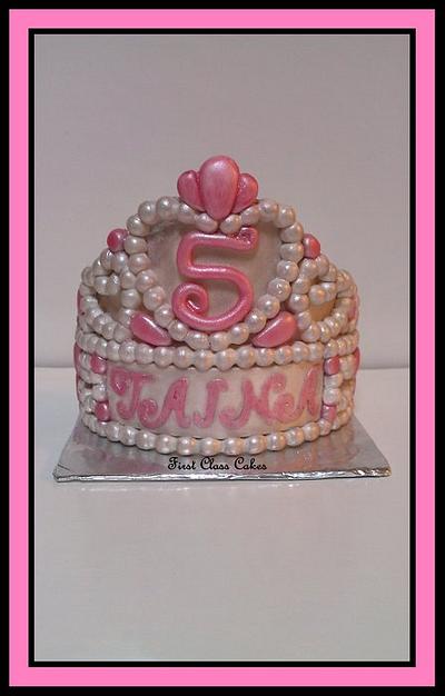 My 1st Tiara - Cake by First Class Cakes