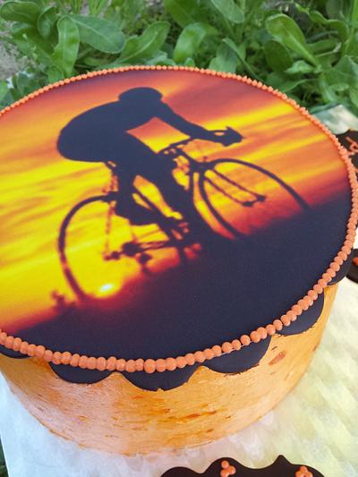 orange ciclyng cake - Cake by trinidadyera