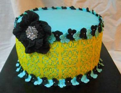 blue yellow yellow cake - Cake by heather369