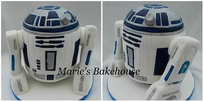 R2D2 cake - Cake by Marie's Bakehouse