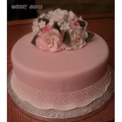 One tier Cake with flowers and string work - Cake by Comfort