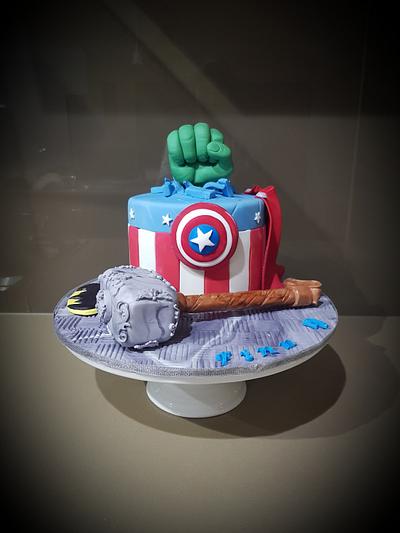 Avengers Cake - Cake by Su Cake Artist 