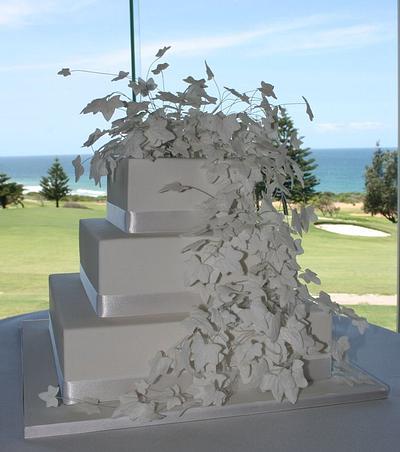 Ivy Wedding cake - Cake by Rachel