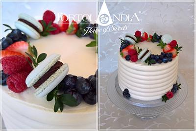 Creame drip cake - Cake by Tortolandia