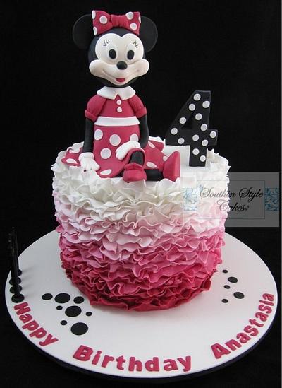 Minnie Mouse Cake - Cake by Southin Style Cakes