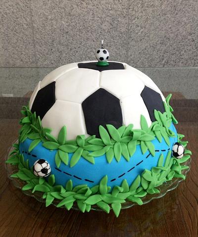 Soccer Cake - Cake by Cláudia Oliveira