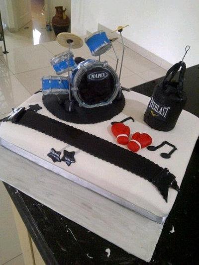 the drummer and the boxer - Cake by Thia Caradonna