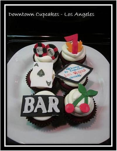 Viva Las Cupcakes! - Cake by CathyC