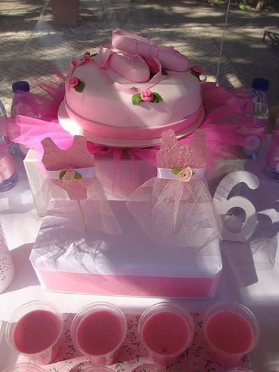 ballerina cake - Cake by Ana Cristina Santos