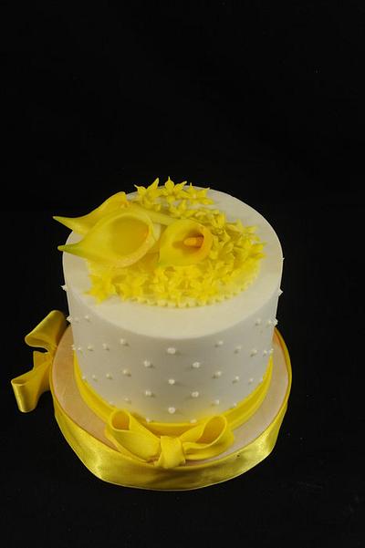 White and Yellow - Cake by Sugarpixy
