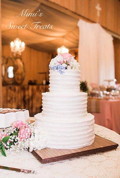 Buttercream Wedding Cake - Cake by MimisSweetTreats