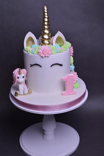 Unicorn - Cake by JarkaSipkova