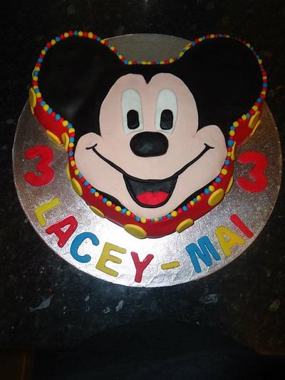 mickey mouse - Cake by Brooke