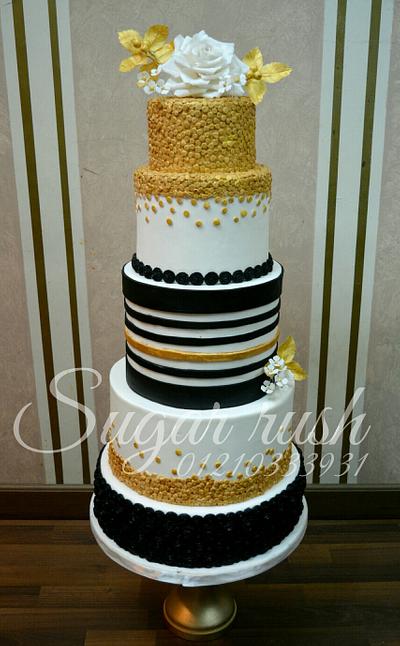 Modern wedding cake  - Cake by Sara Mohamed