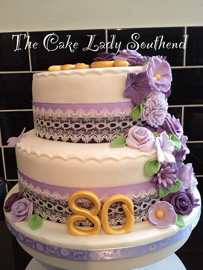 Vintage 2 tier - Cake by Gwendoline Rose Bakes