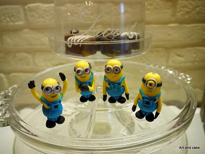 Minions caketoppers - Cake by marja
