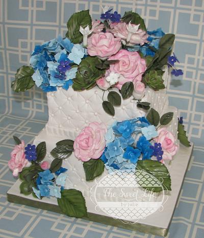 Lovely Summer Floral cake - Cake by Julie Tenlen