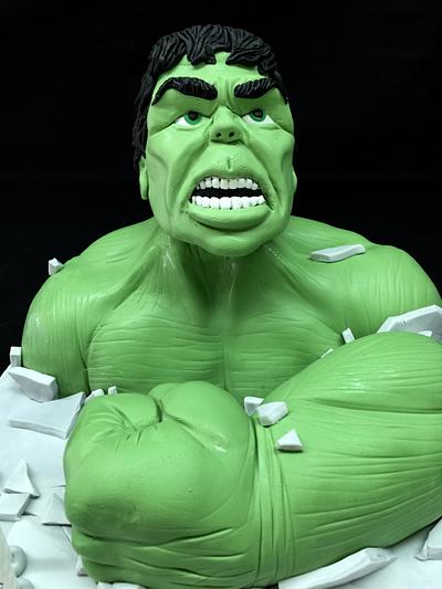 The Incredible Hulk - Cake by Galatia