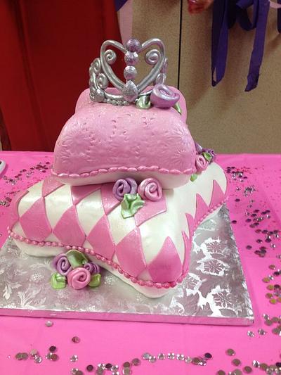 Princess birthday - Cake by giveemcake