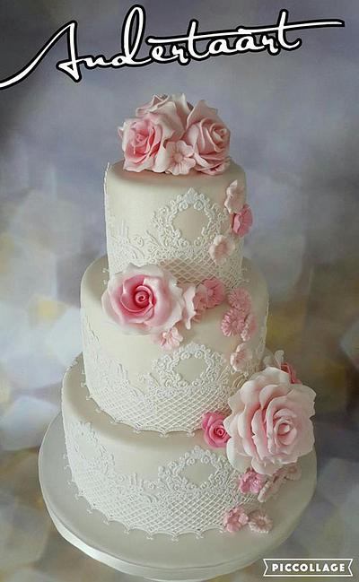 wedding cake - Cake by Anneke van Dam