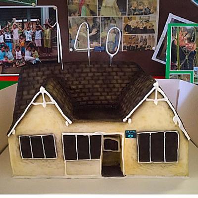 School 140th Anniversary - Cake by Charlotte