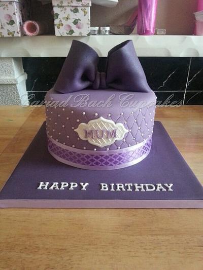Elegance in purple - Cake by Angharad