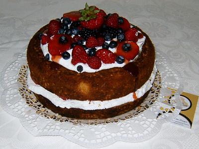 Saint Valentine & 16th Wedding Day Cake - Cake by TeresaCruz