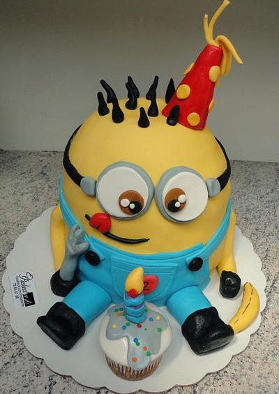 Minion cake - Cake by Paladarte El Salvador