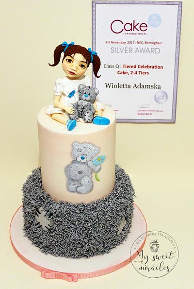 Silver in Cake International - Cake by My sweet miracles