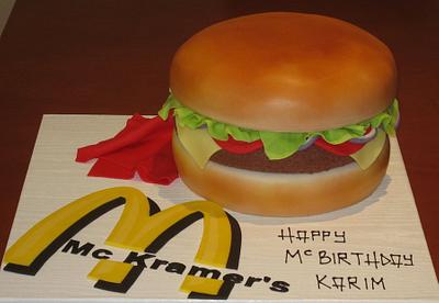 McKramer Burger - Cake by Nadia Zucchelli