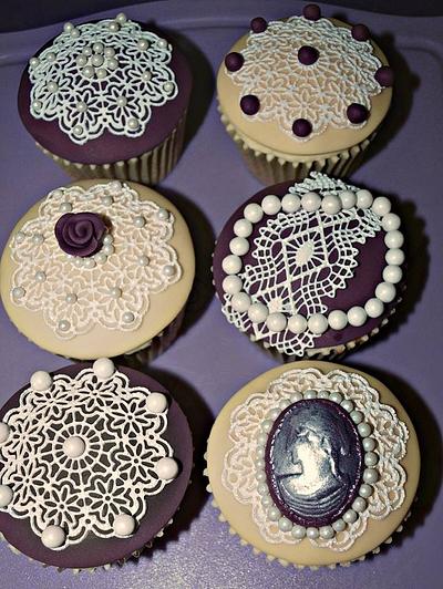 Lace and pearls cupcakes - Cake by Deb-beesdelights