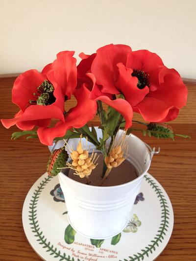 Poppies  - Cake by Goldie's Celebration Cakes
