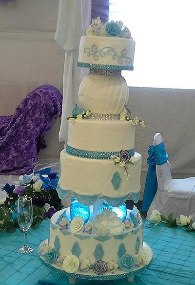 Wedding cake - Cake by Comfort