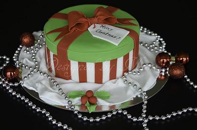  x-mas gift box - Cake by designed by mani