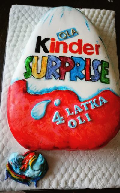 Kinder Surprise - Cake by Sweets by Marta