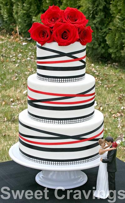 Black and white wedding - Cake by mycravings