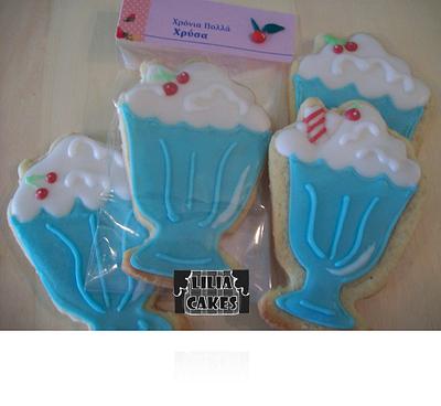 Milkshake decorated cookies - Cake by LiliaCakes