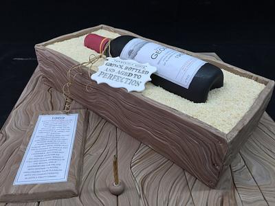 Wine bottle and wooden crate - Cake by Galatia