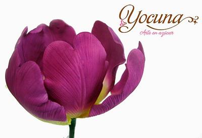 Tulipán - Tulip - Cake by Yolanda Cueto - Yocuna Floral Artist
