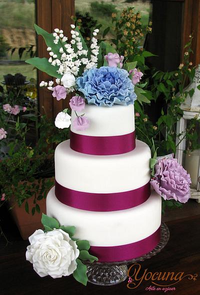 Tarta de Boda con Peonia - Wedding cake with peonies - Cake by Yolanda Cueto - Yocuna Floral Artist