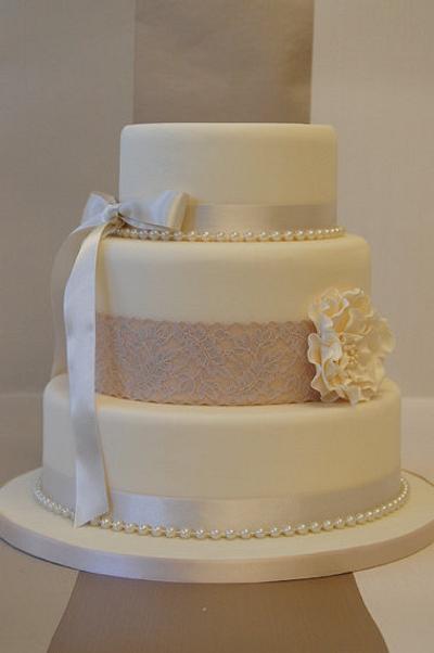simple and stylish wedding cake - Cake by dazzleliciouscakes