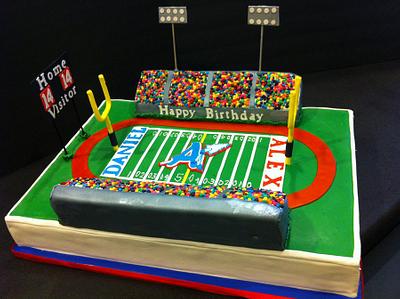 High School Football Stadium - Cake by amparoedith
