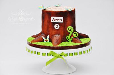 Aron in Woodland - Cake by LayersandCrumbs