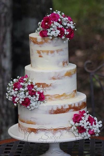 Semi naked cake with fresh flowers - Cake by Sweet Frostings Cake Design
