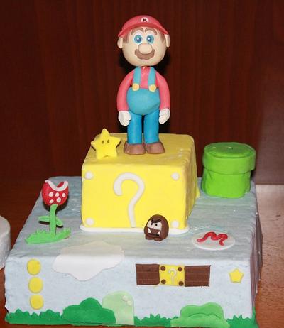 Super Mario - Cake by StefaniaLindon
