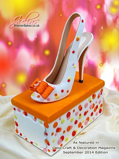 Sugar shoes - Cake by Premierbakes (Julia)